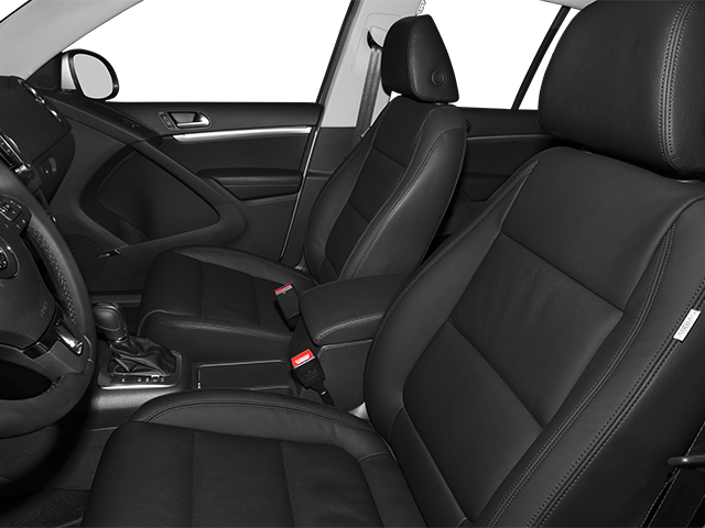 2012 Volkswagen Tiguan SE w/Sunroof & Nav