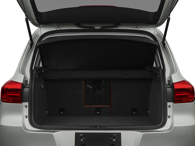 2012 Volkswagen Tiguan SE w/Sunroof & Nav