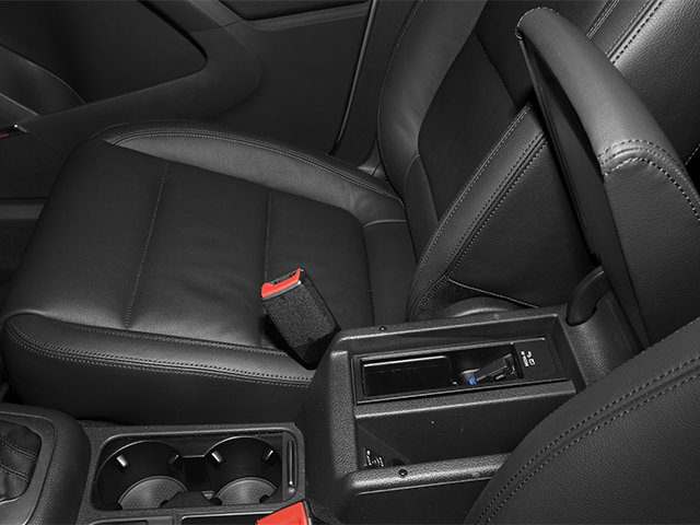2012 Volkswagen Tiguan SE w/Sunroof & Nav