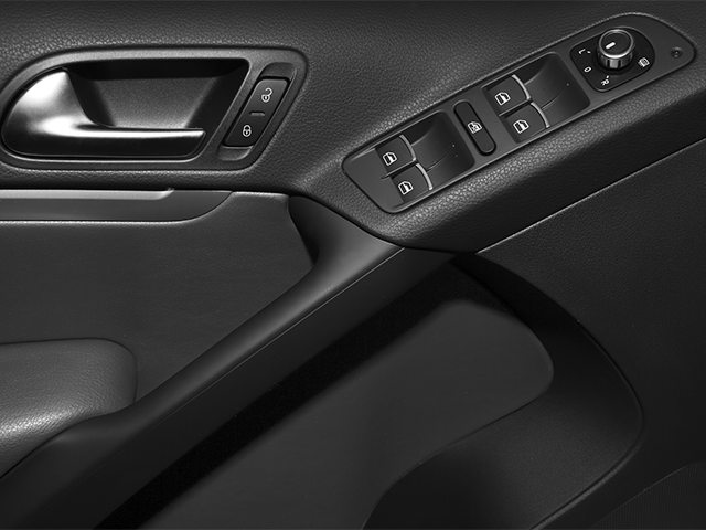 2012 Volkswagen Tiguan SE w/Sunroof & Nav