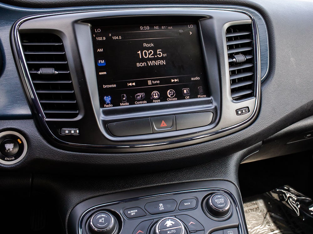 2016 Chrysler 200 S