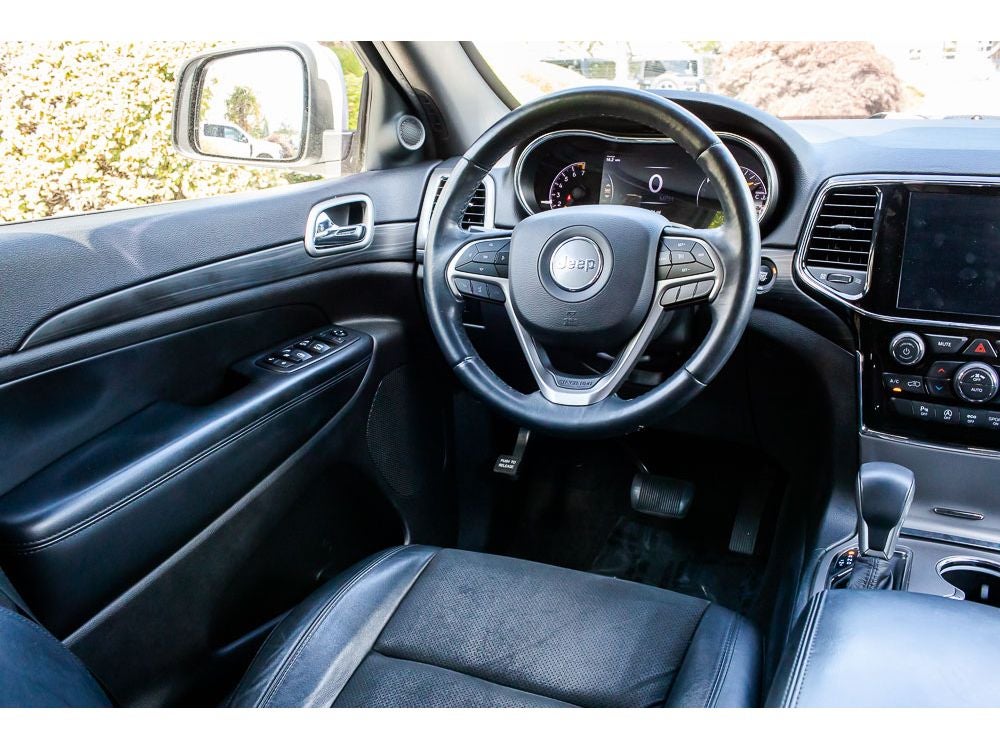 2019 Jeep Grand Cherokee Laredo E