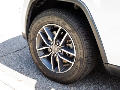 2019 Jeep Grand Cherokee Laredo E