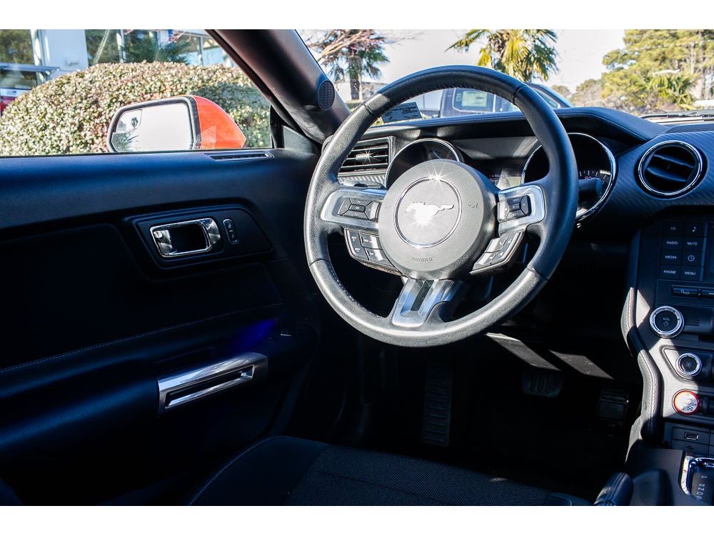 2015 Ford Mustang V6