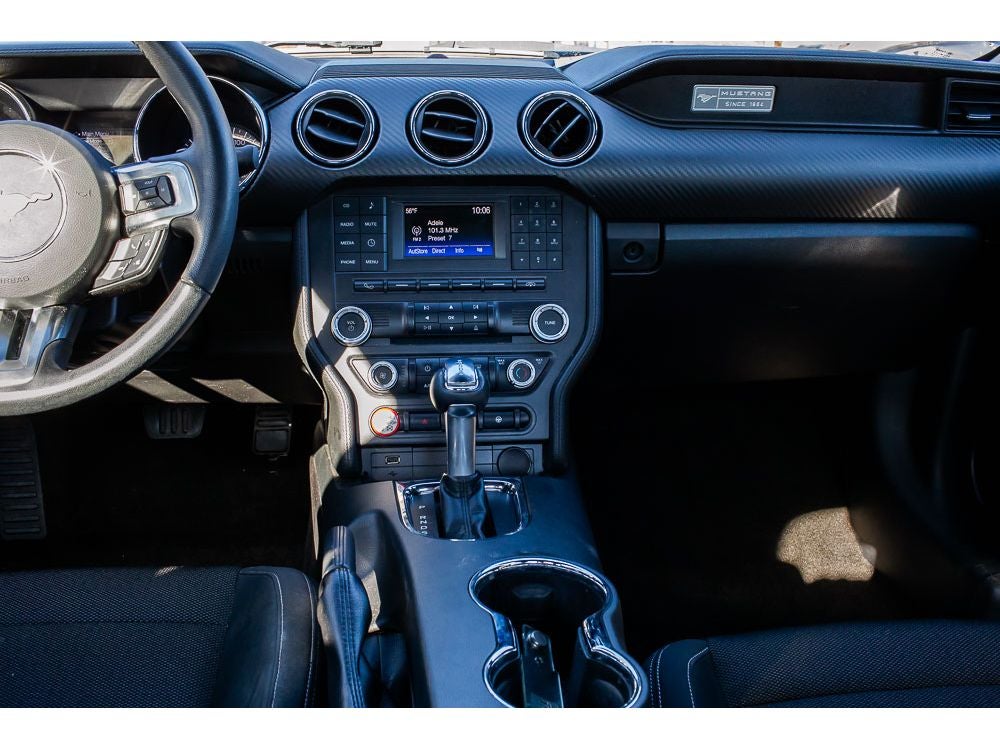 2015 Ford Mustang V6