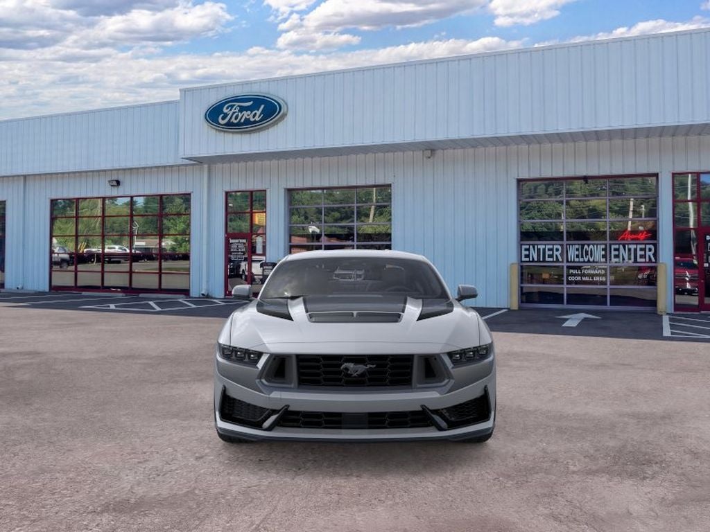 2026 Ford Mustang Dark Horse