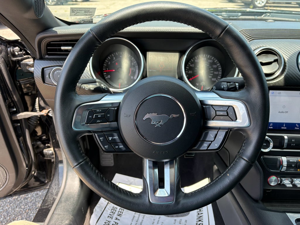 2022 Ford Mustang EcoBoost