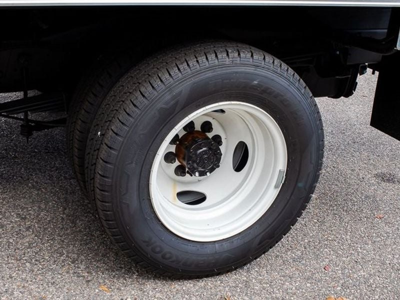 2025 Ford Econoline Base