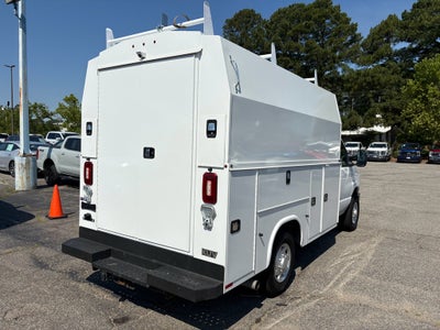 2025 Ford Econoline Base