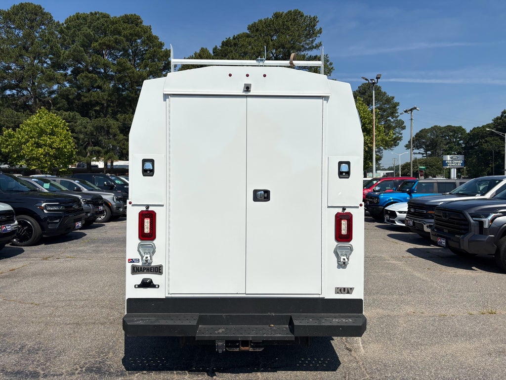2025 Ford Econoline Base