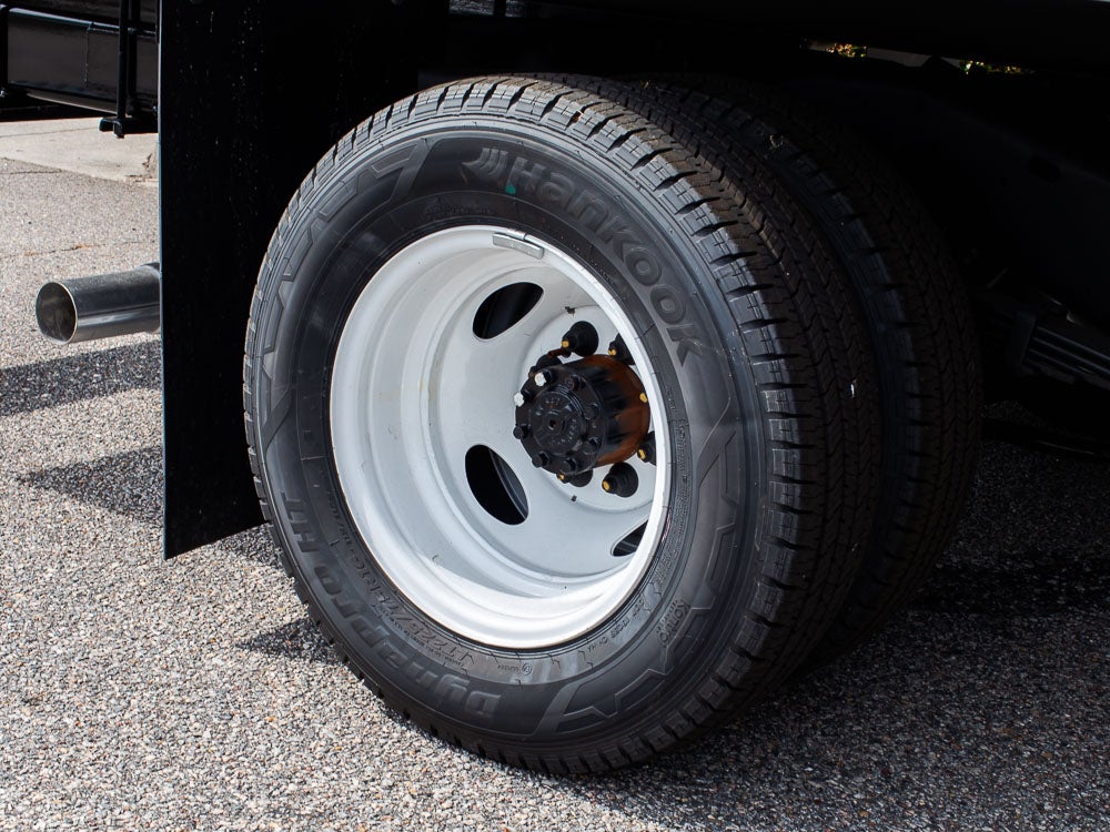 2027 Ford E-450 Super Duty Base