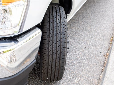 2027 Ford E-450 Super Duty Base