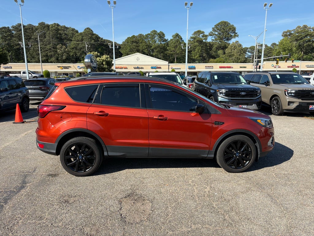 2019 Ford Escape SE