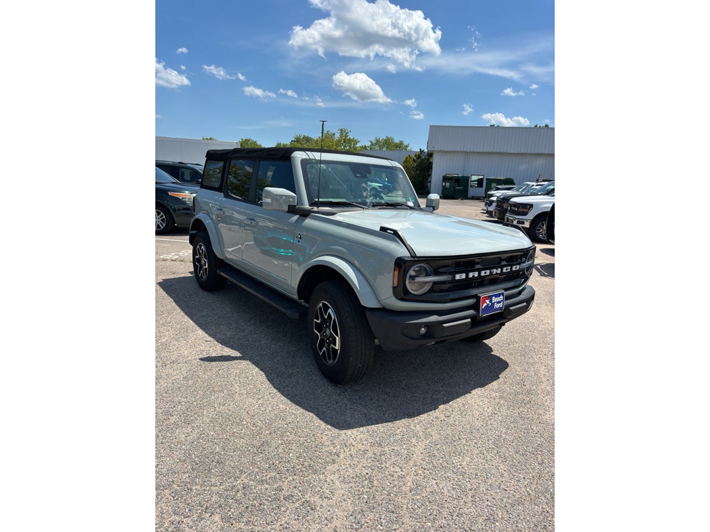 2022 Ford Bronco Outer Banks