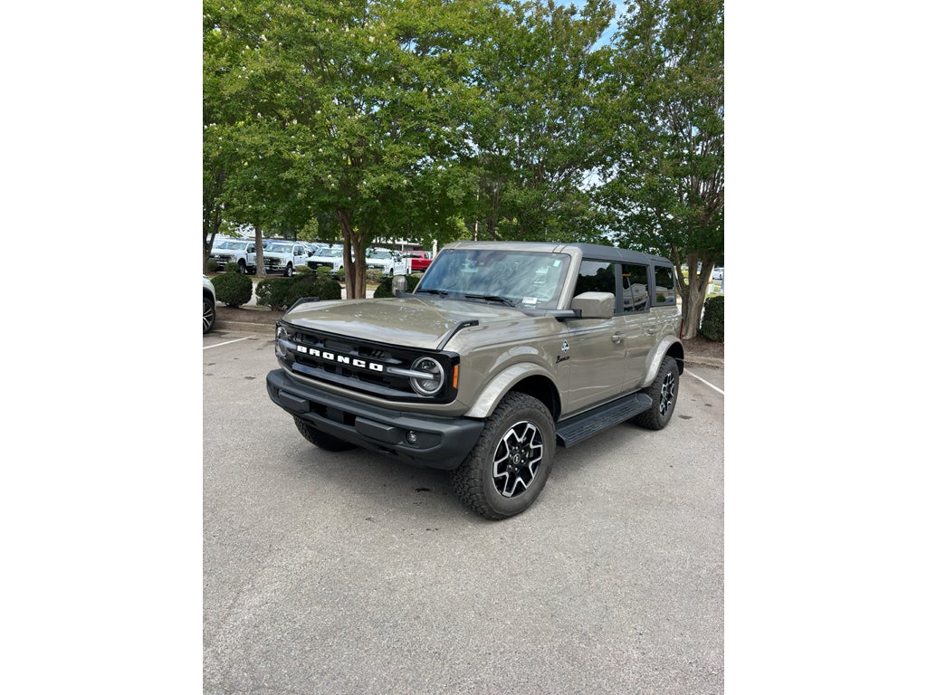 2025 Ford Bronco Outer Banks