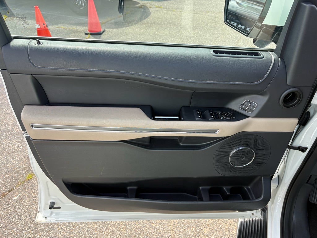 2022 Ford Expedition MAX XLT