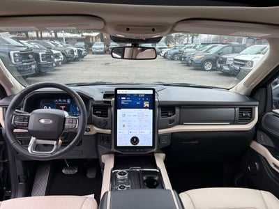 2024 Ford Expedition Platinum