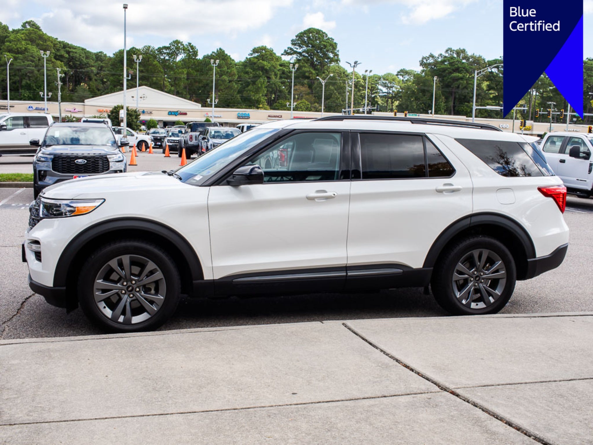 2024 Ford Explorer XLT