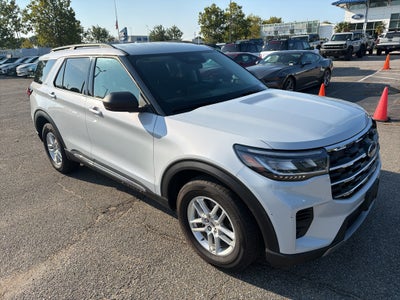 2025 Ford Explorer Active