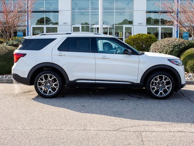2025 Ford Explorer Platinum