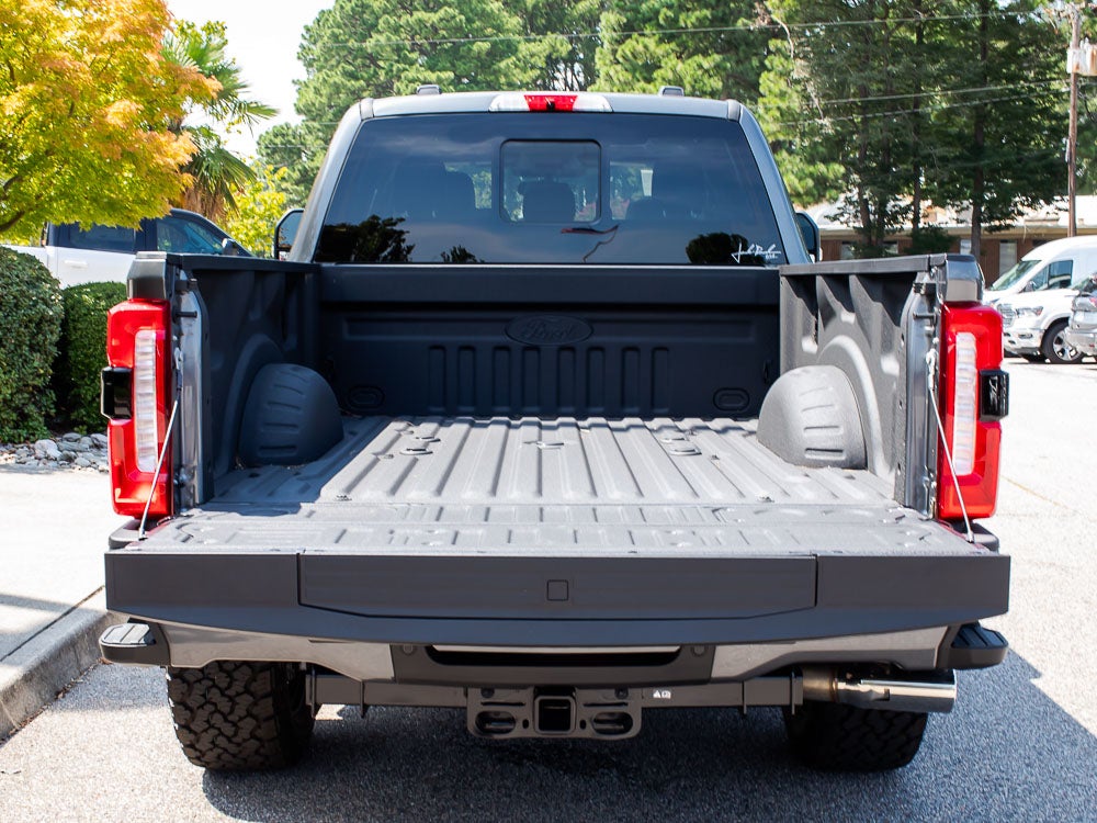 2026 Ford F-250 LARIAT ROUSH