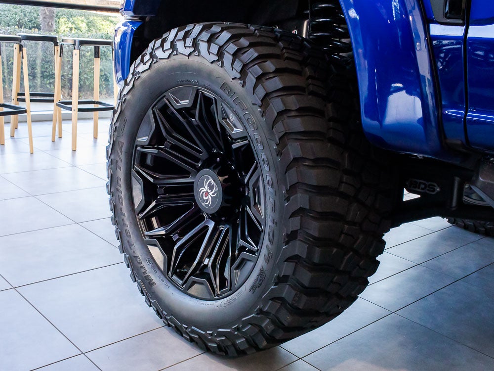 2026 Ford F-250 LARIAT BLACK WIDOW