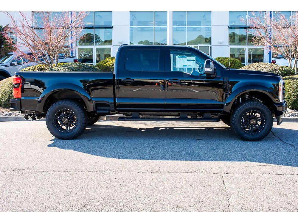 2026 Ford F-350 LARIAT Roush