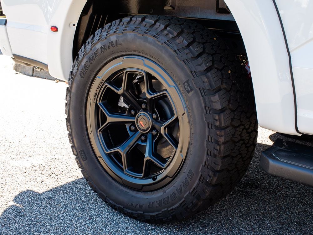 2025 Ford F-150 LARIAT Roush