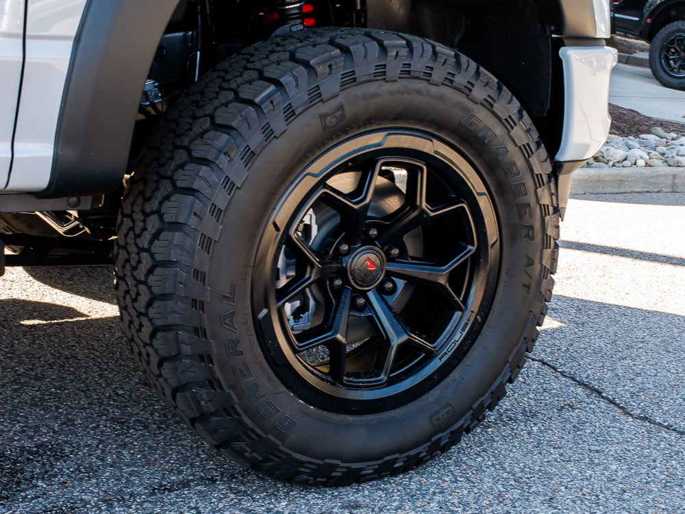 2025 Ford F-150 LARIAT ROUSH