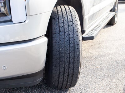 2023 Ford F-150 Lightning XLT