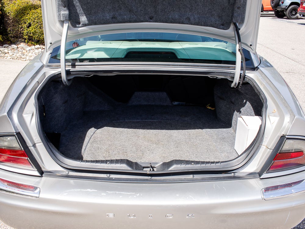 2005 Buick Park Avenue Base