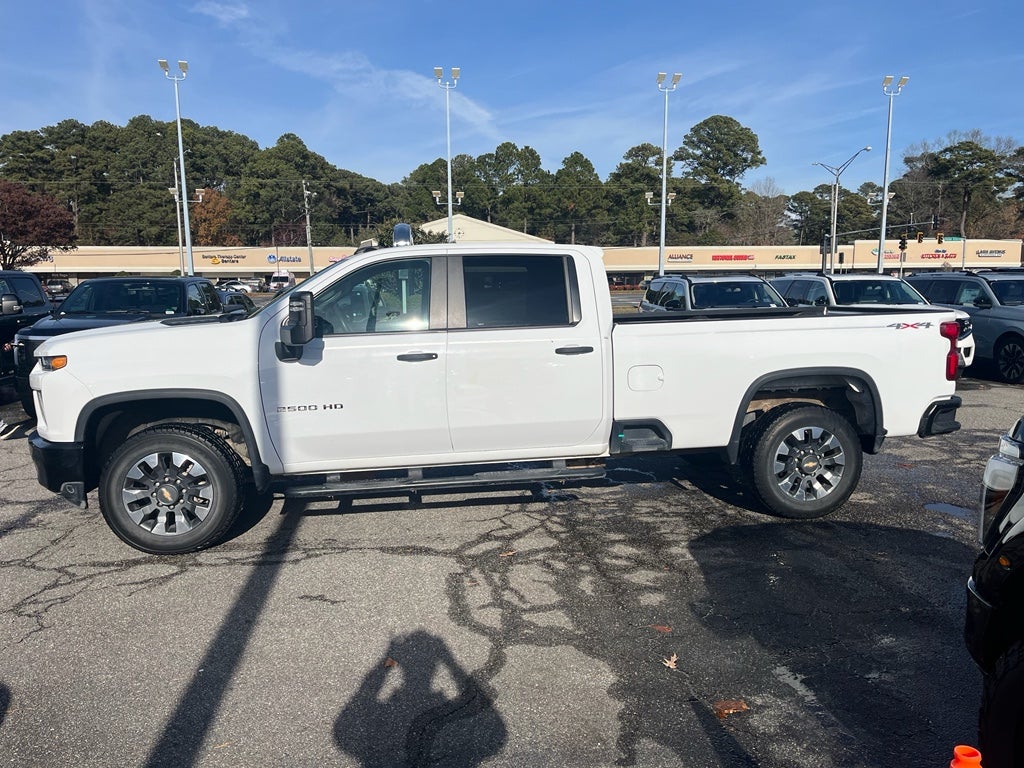 2021 Chevrolet Silverado Custom