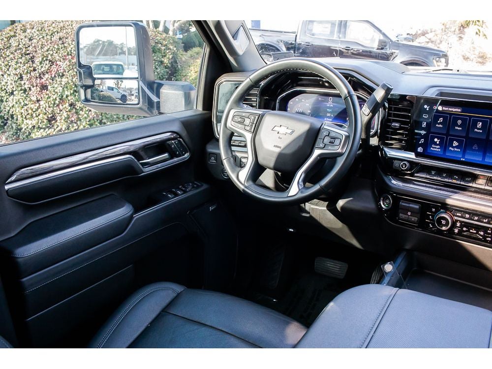 2024 Chevrolet Silverado LTZ