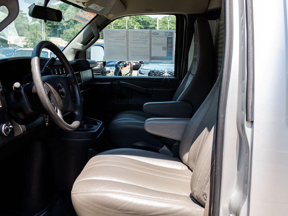 2021 GMC Savana Work Van