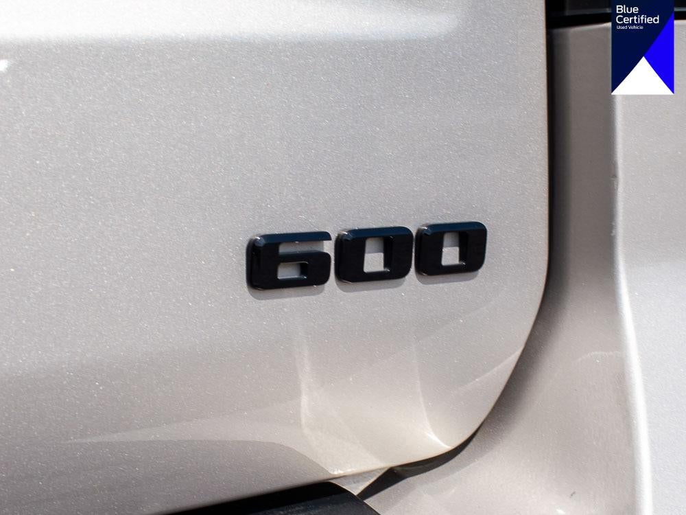 2022 Cadillac Escalade ESV Sport Platinum