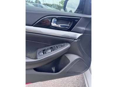 2020 Nissan Maxima S