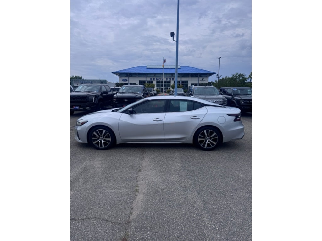 2020 Nissan Maxima S