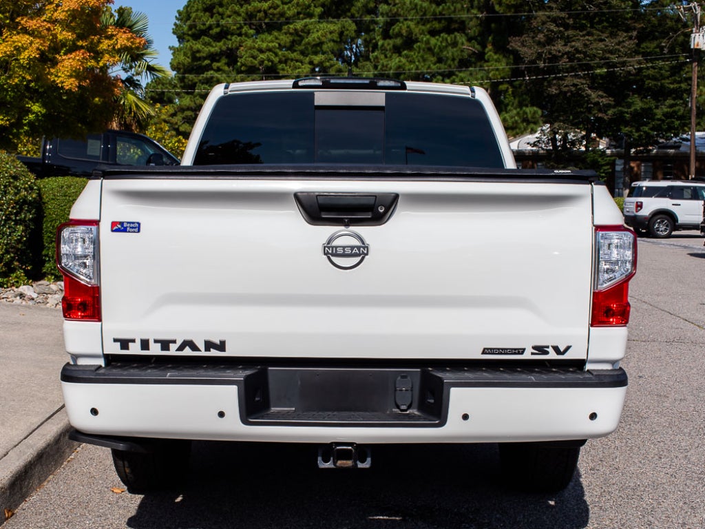 2023 Nissan Titan SV