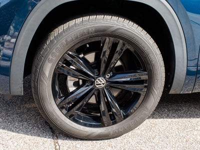 2022 Volkswagen Atlas 3.6L V6 SEL R-Line Black