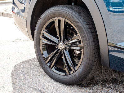 2022 Volkswagen Atlas 3.6L V6 SEL R-Line Black