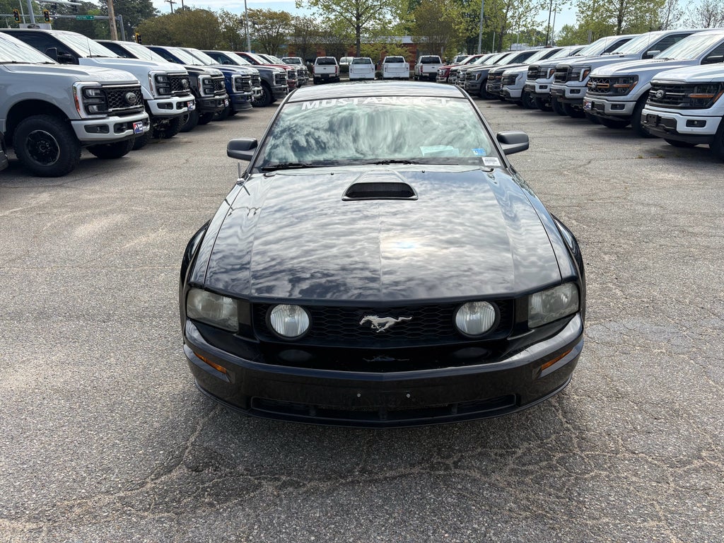 2005 Ford Mustang GT Premium