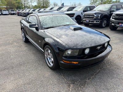 2005 Ford Mustang GT Premium