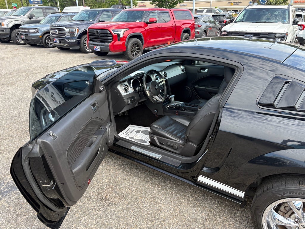 2005 Ford Mustang GT Premium