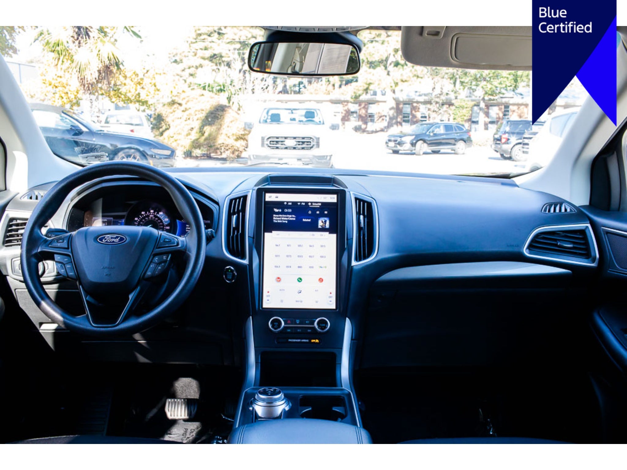 2022 Ford Edge SE