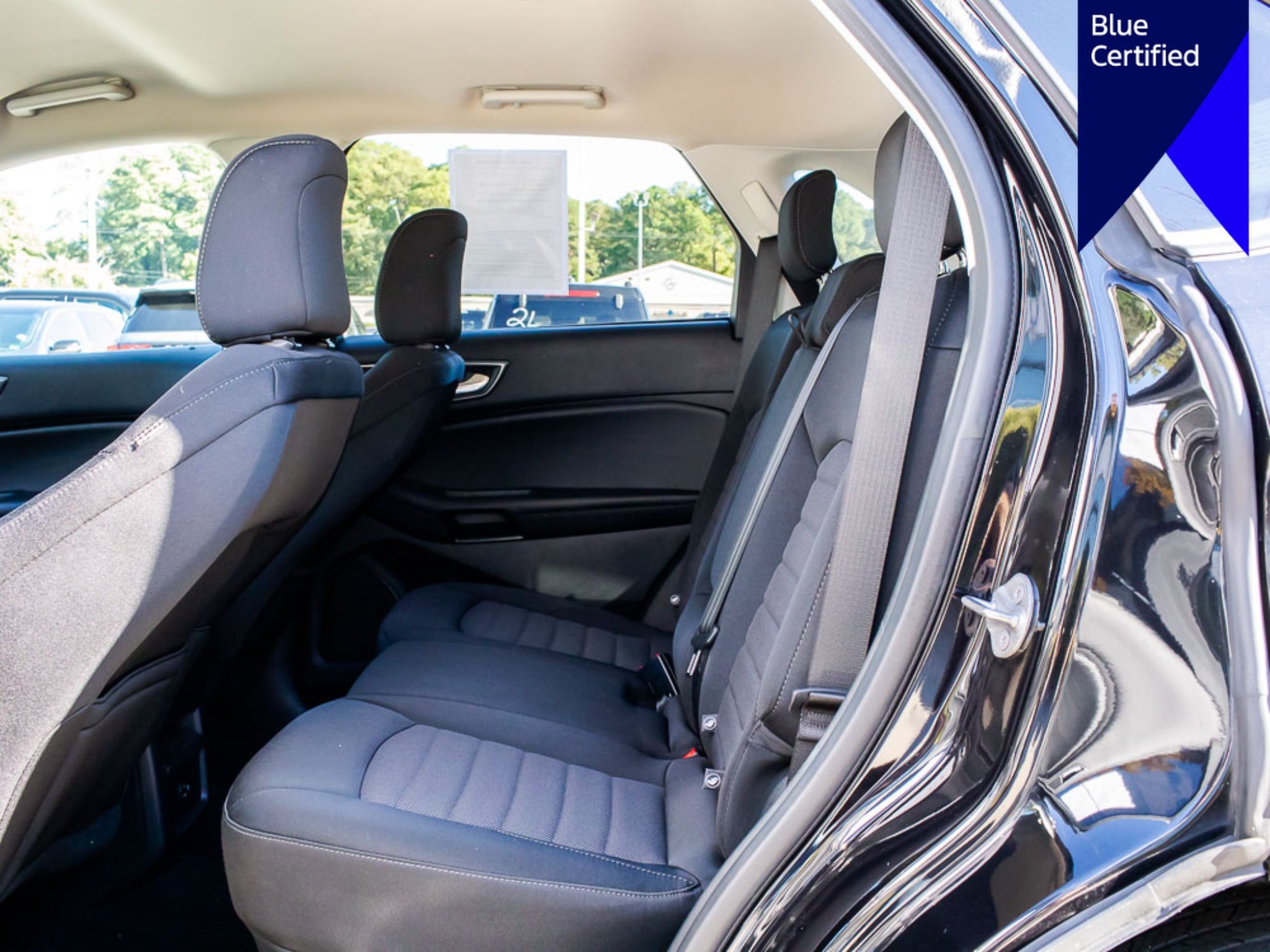 2022 Ford Edge SE