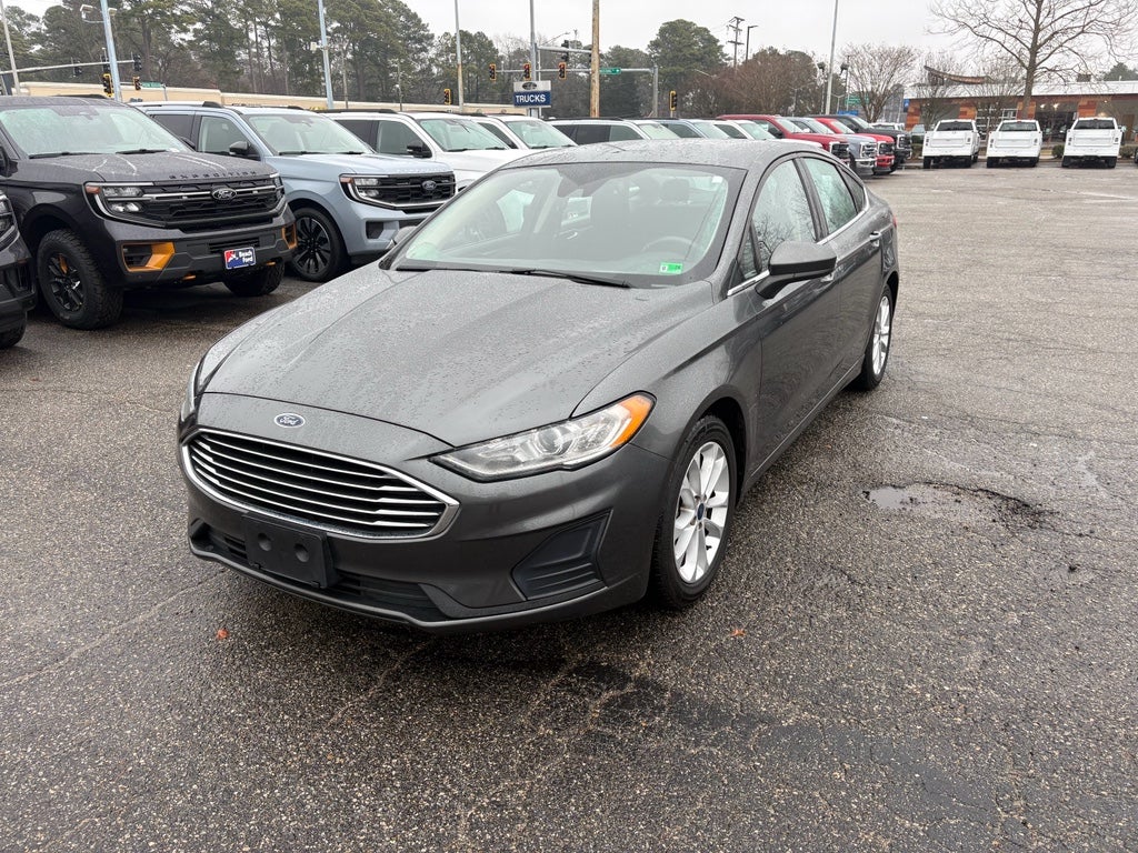 2020 Ford Fusion SE