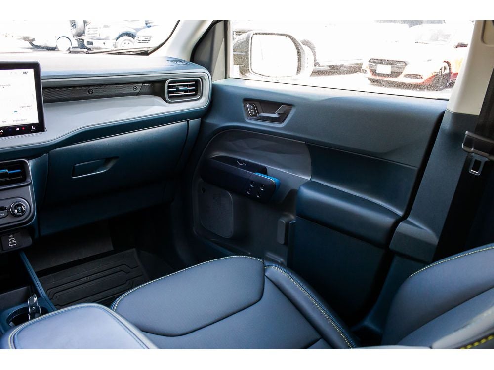 2025 Ford Maverick Lobo High