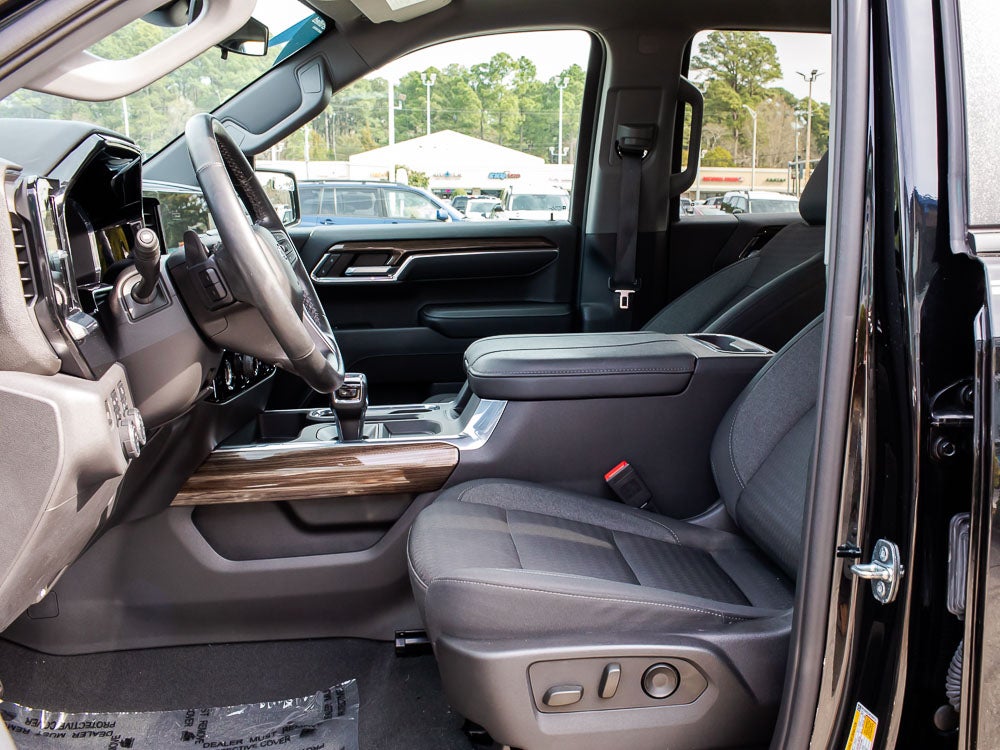 2023 Chevrolet Silverado LT Trail Boss