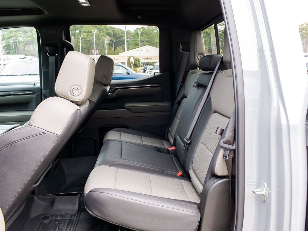 2025 Chevrolet Silverado ZR2