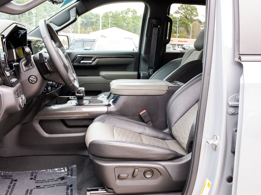 2025 Chevrolet Silverado ZR2